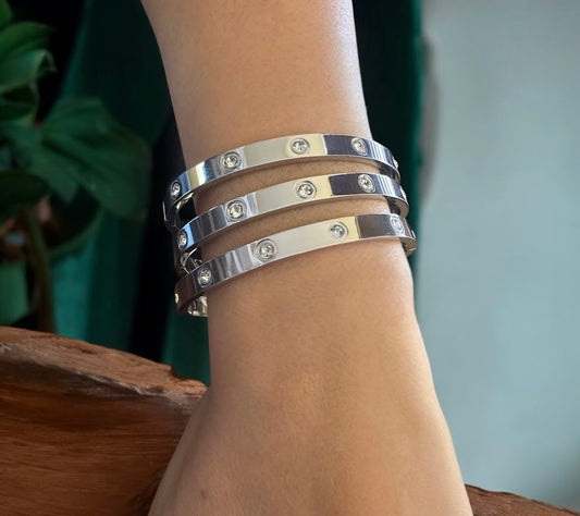 Bangles-Silver color with Zircon