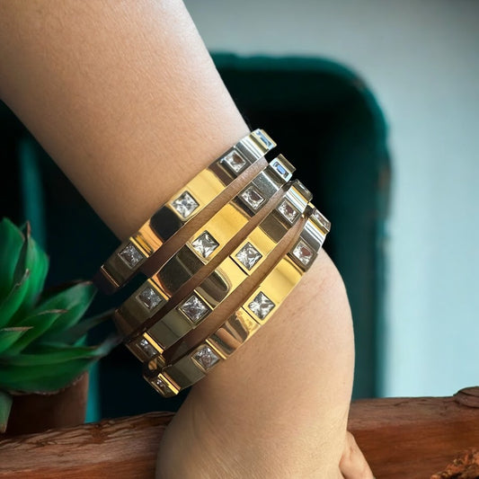 Bangles-Square-shaped Zircon
