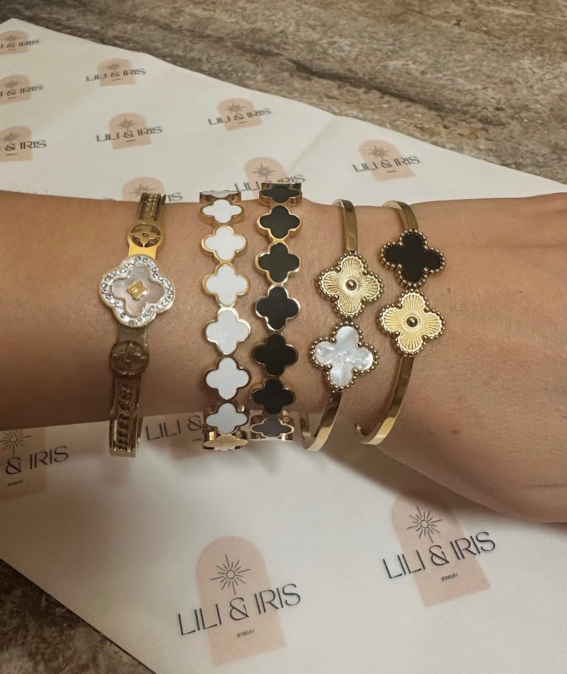 Bangle-Pearl Colored Clover