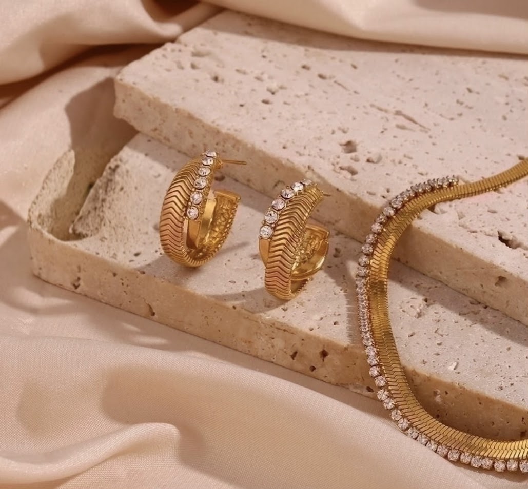 Sets-Courtney's Zircon Edge Necklace and Earrings