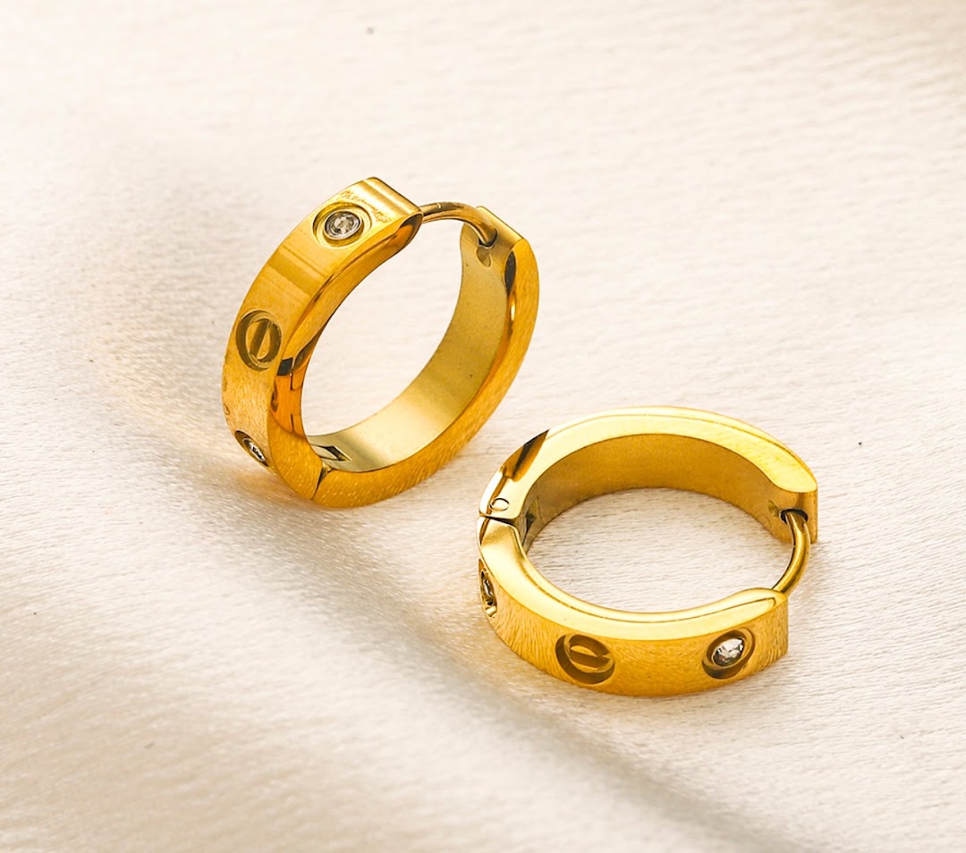 Earrings-C with Skipped Zircon Gold and Silver color