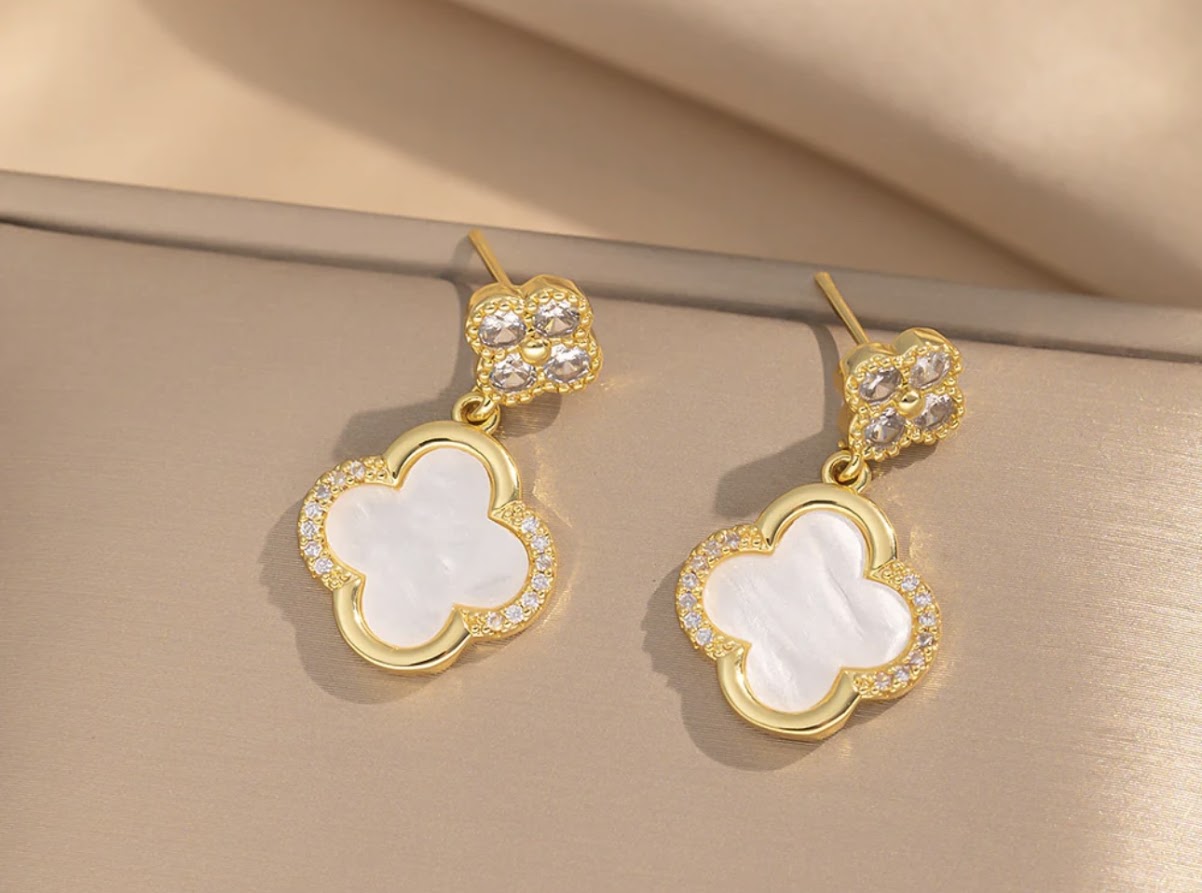 Clover Collection-Necklace and Earrings Set